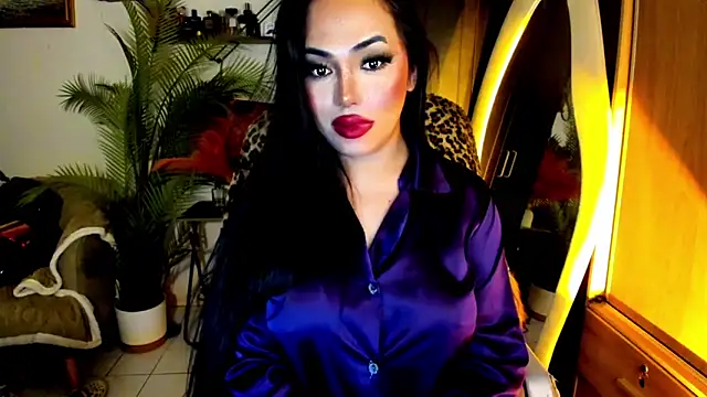 BigDominaMia online show from 06-11-26, 09:35