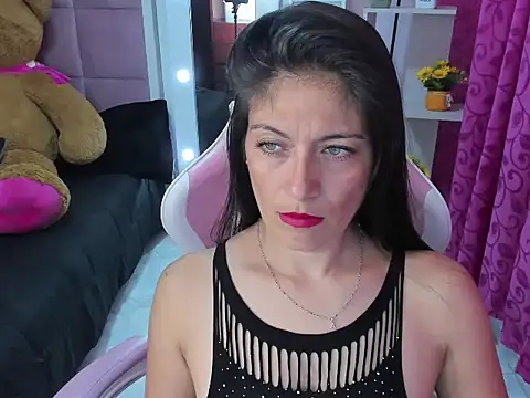 AnnyMilet  online show from 03-27-26, 11:04