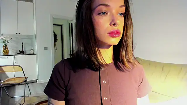 Kossie  online show from 12-14-25, 06:45