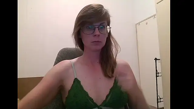 SavannaGirly online show from 04-22-26, 06:53