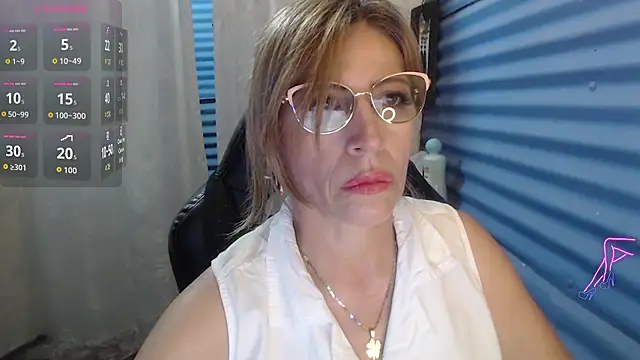 Chayla Ruiz online show from 06-06-26, 11:09