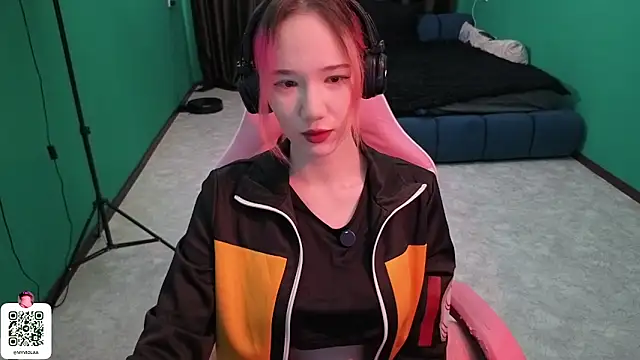 Maya Viola online show from 03-06-26, 05:26