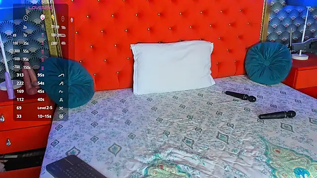 VallerieJones online show from 04-09-26, 09:15