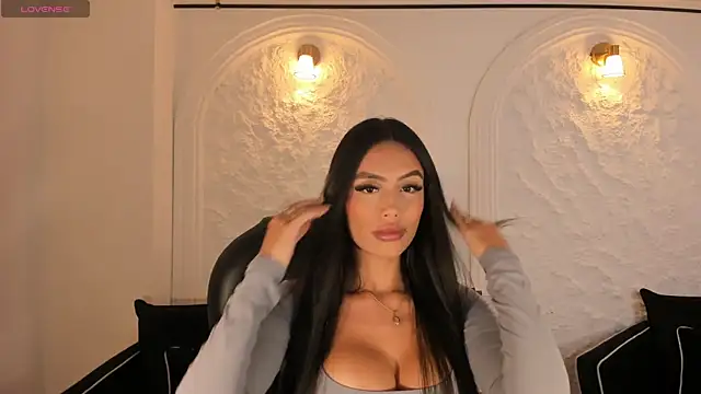 JadeEvansX online show from 01-13-26, 01:49