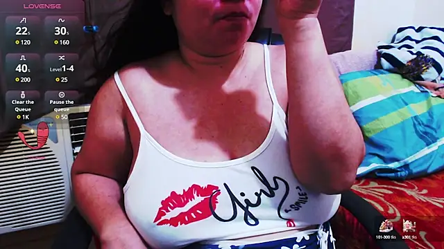 Snapshot of Alliayah_Hollyx chatting on 02-10-25, 05:47 Alliayah Hollyx online show from 02-10-25, 05:47