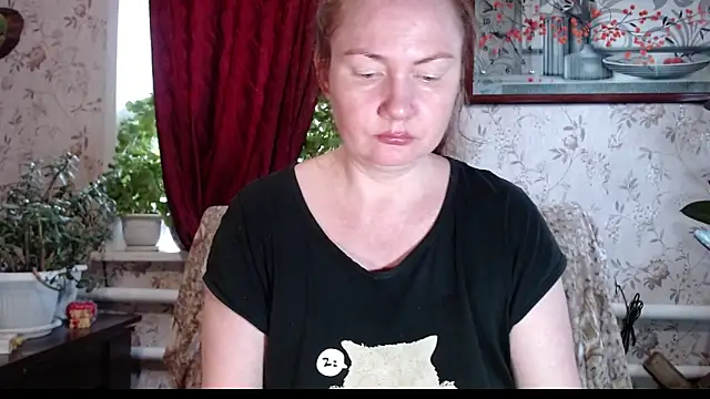 Snapshot of EmilyDoth chatting on 05-06-26, 08:19 EmilyDoth online show from 05-06-26, 08:19