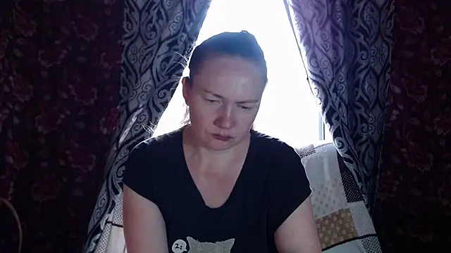 EmilyDoth online show from 07-02-26, 03:34