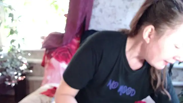 EmilyDoth online show from 08-04-26, 07:11