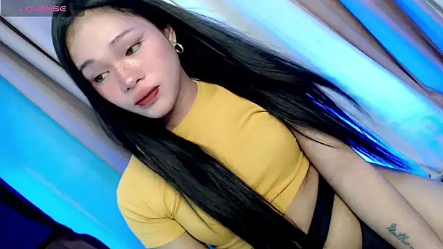 amomentoflust69 online show from 07-27-26, 01:07