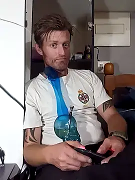 Snapshot of the-billy-blue chatting on 09-29-25, 10:36 the-billy-blue online show from 09-29-25, 10:36