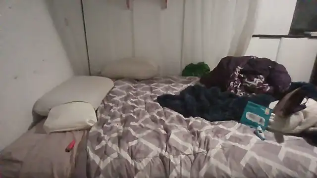 XXlolaXX online show from 01-30-25, 01:44