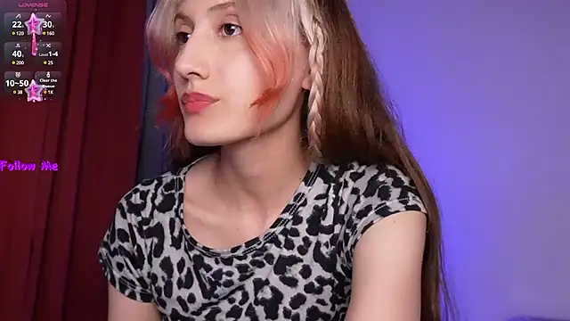 Snapshot of lola_vlad chatting on 02-19-25, 01:51 lola vlad online show from 02-19-25, 01:51