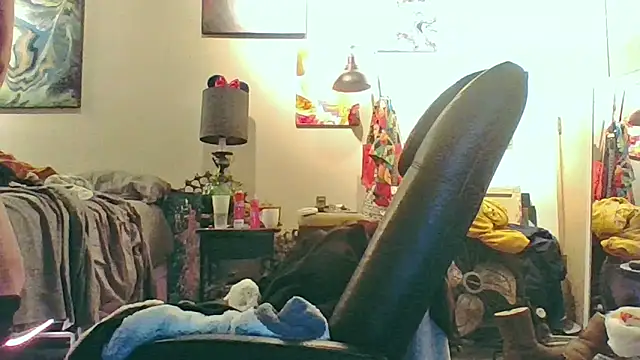 eatmeplease44 online show from 11-10-25, 12:15