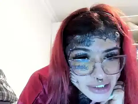 Snapshot of tamarapervert chatting on 01-22-25, 07:24 tamarapervert online show from 01-22-25, 07:24