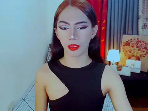 ELLIZABETHFORCUMXX online show from 10-24-25, 09:49