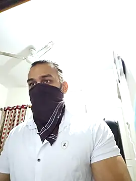 Snapshot of kaizercool1 chatting on 01-20-25, 04:32 kaizercool1 online show from 01-20-25, 04:32