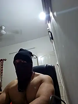 Snapshot of kaizercool1 chatting on 02-07-25, 09:16 kaizercool1 online show from 02-07-25, 09:16