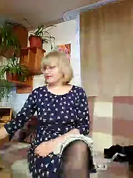 Snapshot of IrmaRose chatting on 03-09-25, 01:15 IrmaRose online show from 03-09-25, 01:15