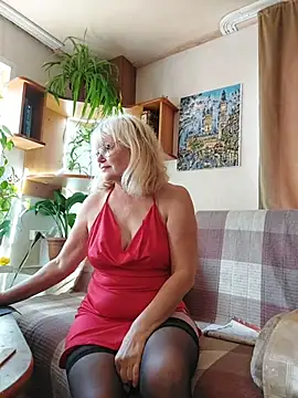 Snapshot of IrmaRose chatting on 08-03-26, 09:04 IrmaRose online show from 08-03-26, 09:04