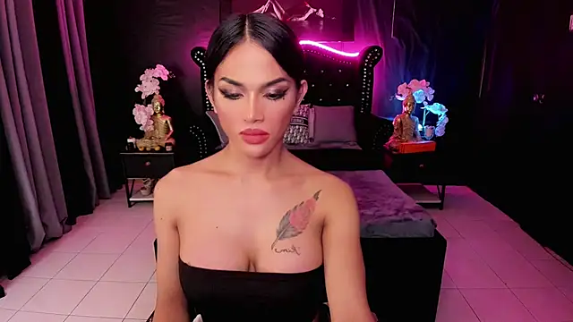 MsHannaSaint online show from 01-14-25, 03:43