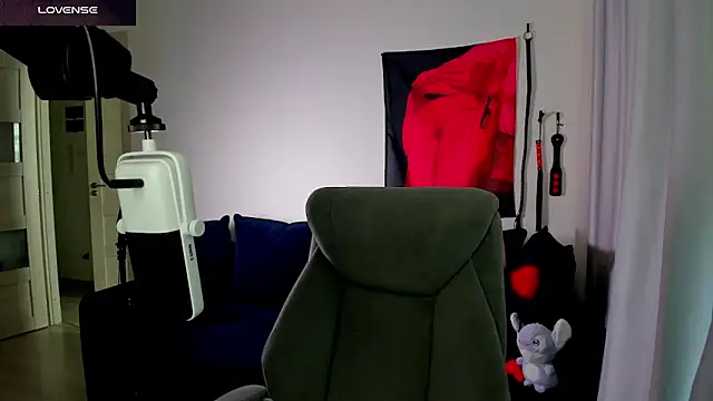 DivineBite online show from 05-26-26, 02:35