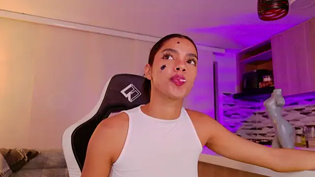 liagirl cute online show from 02-28-26, 04:24