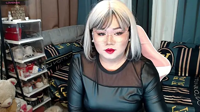 MagnificatMistress online show from 01-17-25, 05:19