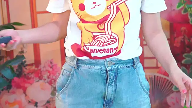 Snapshot of Pinkie_Princes chatting on 11-14-25, 02:54 Pinkie Princes online show from 11-14-25, 02:54