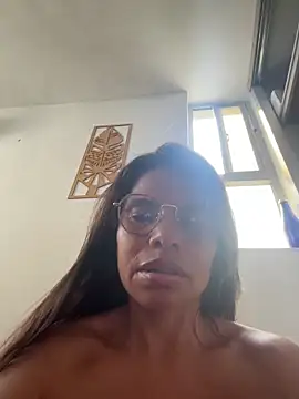 Snapshot of ROUSSH chatting on 10-30-25, 06:19 ROUSSH online show from 10-30-25, 06:19