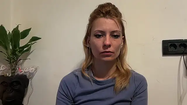 karo123421 online show from 03-02-26, 07:21