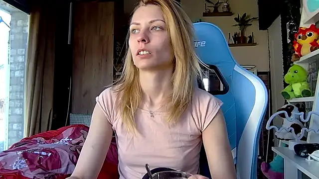 karo123421 online show from 03-06-26, 11:50