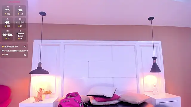 Snapshot of SilvanaCapelli chatting on 10-12-25, 06:51 SilvanaCapelli online show from 10-12-25, 06:51