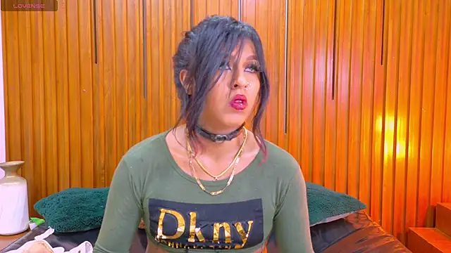 Snapshot of SilvanaCapelli chatting on 11-14-25, 08:51 SilvanaCapelli online show from 11-14-25, 08:51