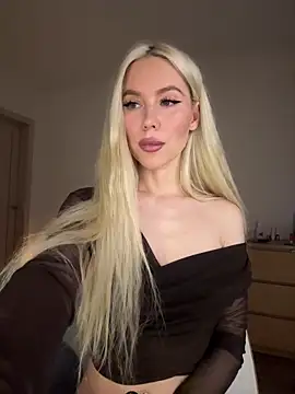 xDinnax online show from 11-25-25, 07:41