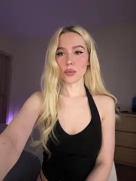 Snapshot of xDinnax chatting on 03-01-26, 01:13 xDinnax online show from 03-01-26, 01:13