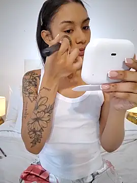 Leaberry online show from 09-18-25, 08:33