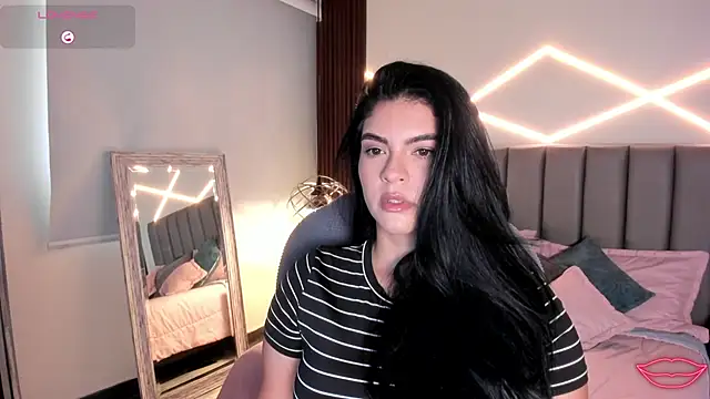 Veronicalanx1 online show from 04-06-26, 11:55