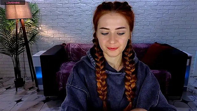 Adelyna Bird online show from 02-03-25, 07:40