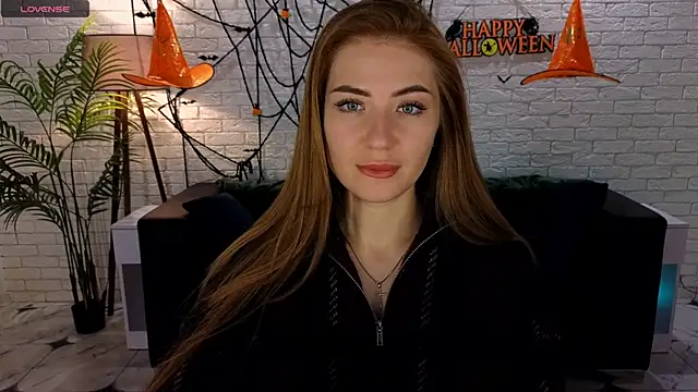 Adelyna Bird online show from 10-16-25, 06:25