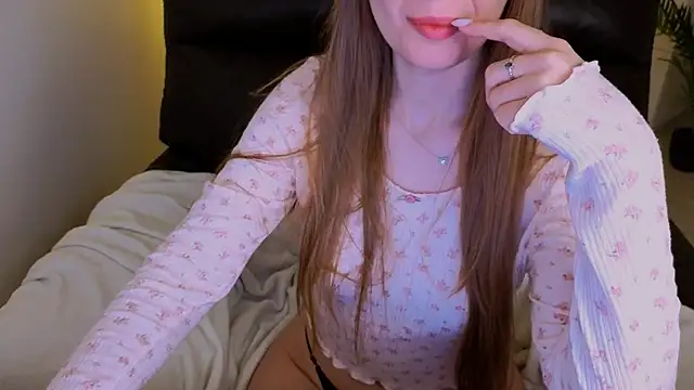 Adelyna Bird online show from 01-18-26, 07:56