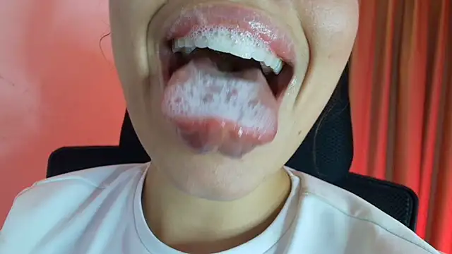 lisbet21x online show from 07-13-26, 10:45