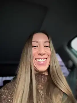 EvaCatt online show from 11-18-25, 03:34