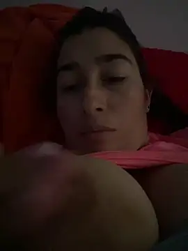 Snapshot of andreaisis2 chatting on 02-03-26, 05:18 andreaisis2 online show from 02-03-26, 05:18