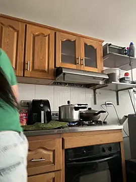 Snapshot of andreaisis2 chatting on 02-23-26, 06:05 andreaisis2 online show from 02-23-26, 06:05