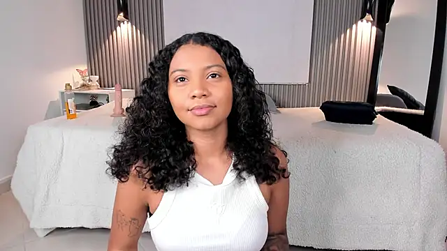 Zafiiraa online show from 05-09-26, 03:45