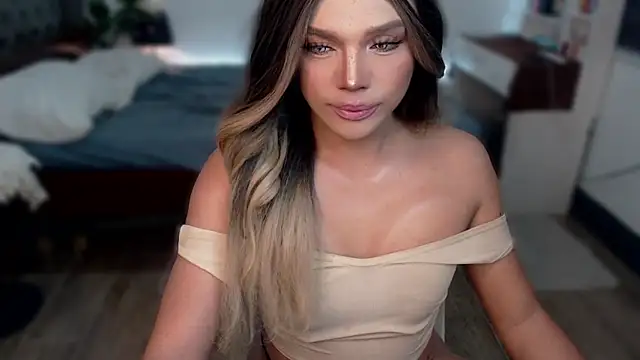 liaa lurrecams online show from 11-19-25, 10:15