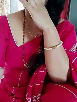 Snapshot of Indian_desi_wife chatting on 12-14-24, 07:18 Indian desi wife online show from 12-14-24, 07:18