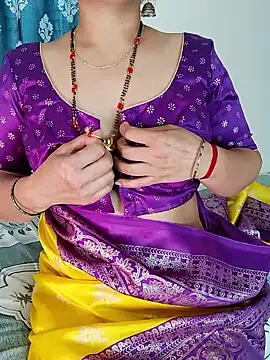 Snapshot of Indian_desi_wife chatting on 09-09-25, 02:22 Indian desi wife online show from 09-09-25, 02:22