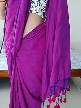 Snapshot of Indian_desi_wife chatting on 07-10-26, 02:16 Indian desi wife online show from 07-10-26, 02:16