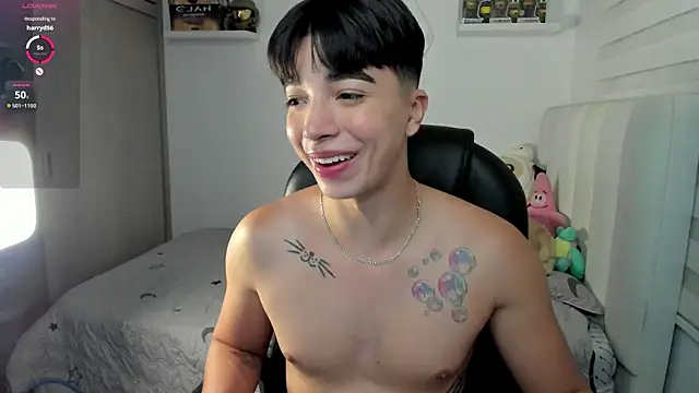 santy7v7 online show from 12-03-25, 01:31